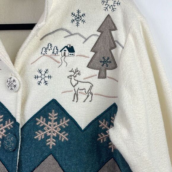 Teddi Women's Snowflakes Winter Scenic Button-Front Cardigan Sweater Medium - Picture 3 of 8